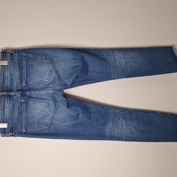 Anthrologie PILCRO Slim Straight Mid Wash Mid Rise Frayed Hem Jeans Size 26 - Picture 3 of 7